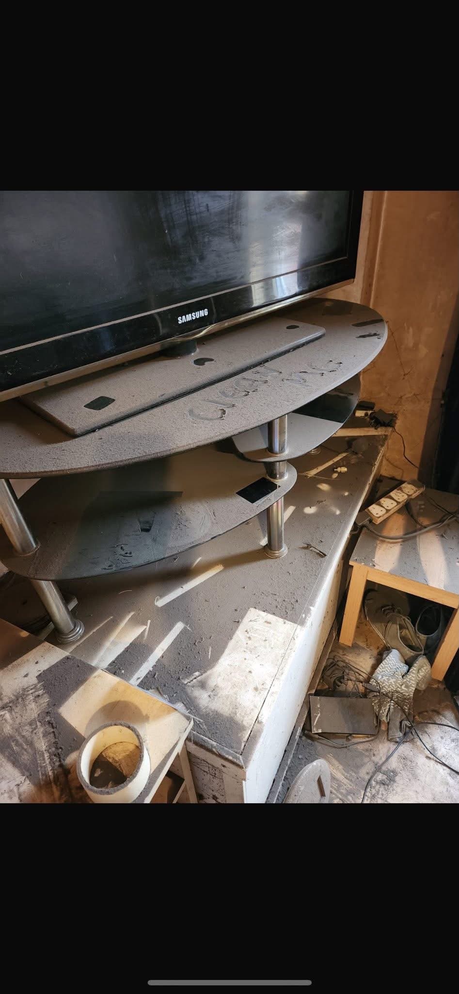 builders cleaning before cleaning